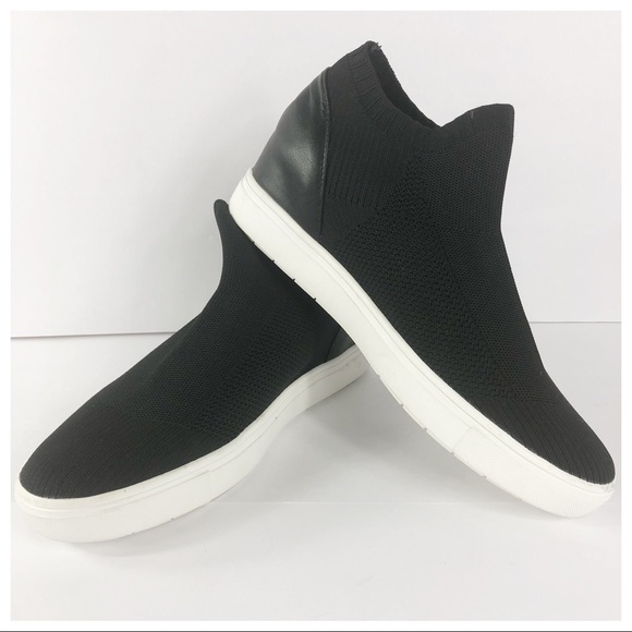 steve madden flyknit sneakers